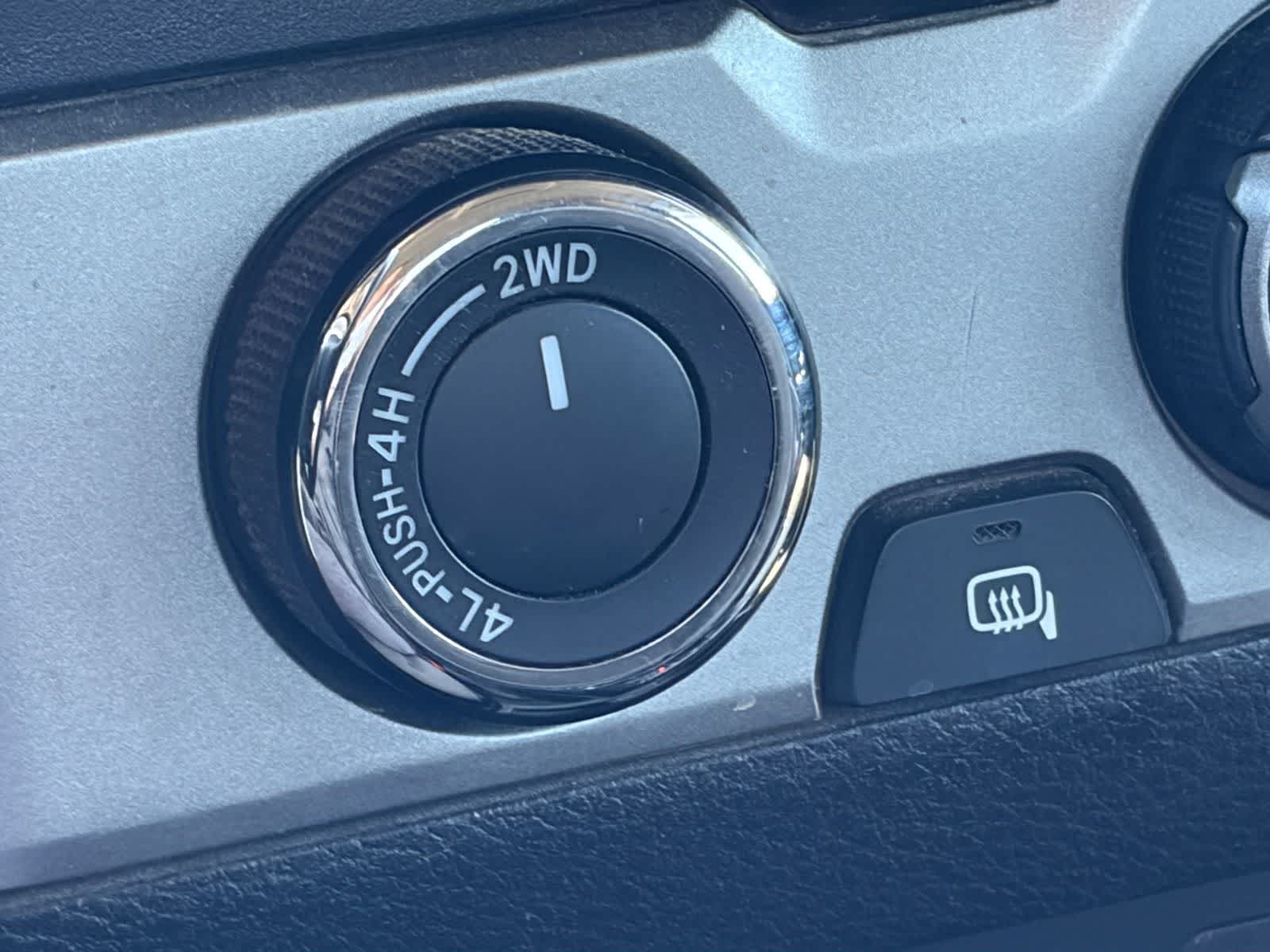 2018 Toyota Tacoma SR