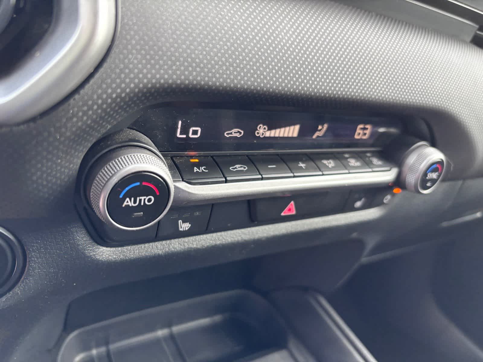 2025 Mazda Mazda CX-50 2.5 S Preferred Package
