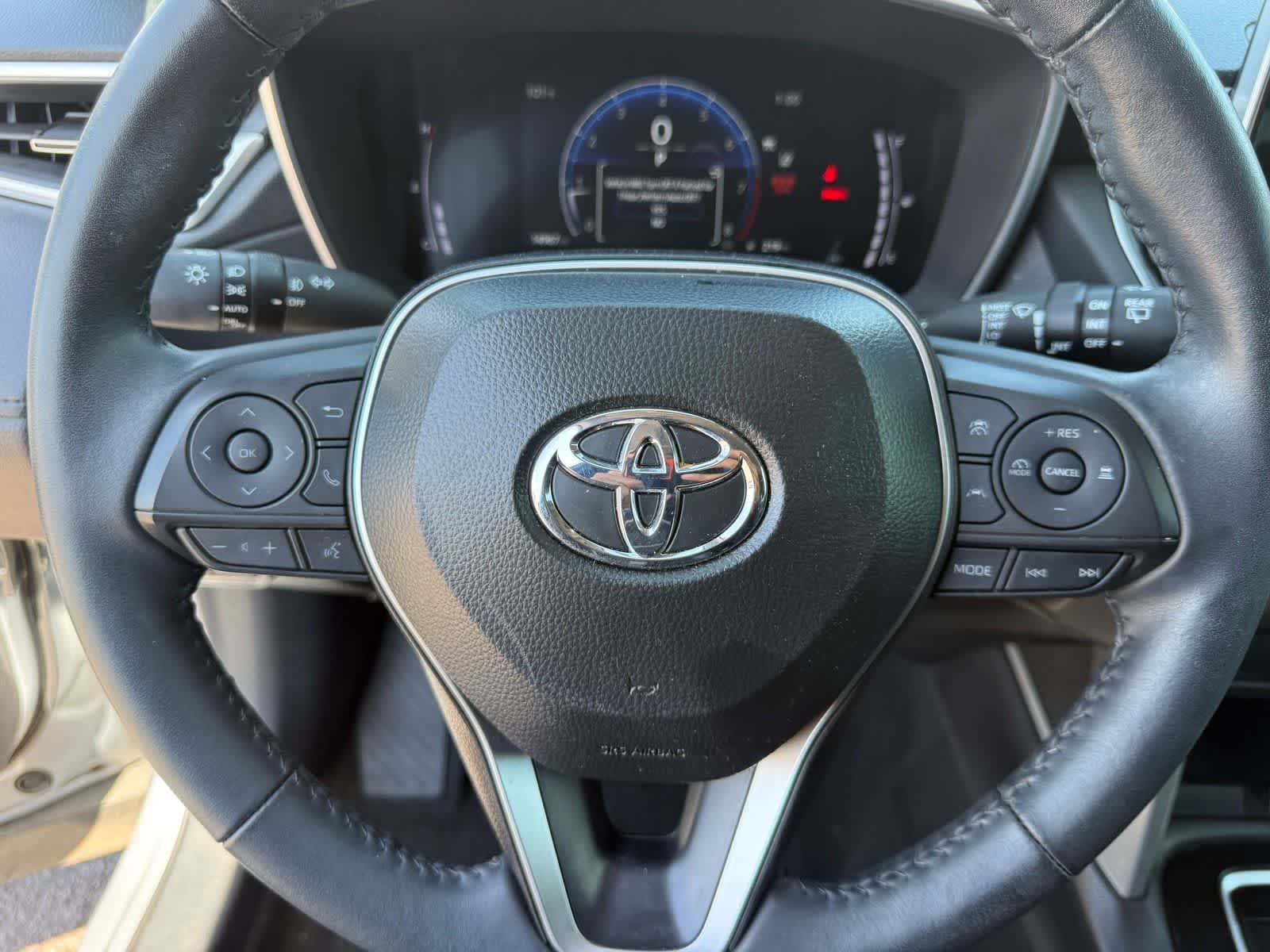 2025 Toyota Corolla Cross XLE
