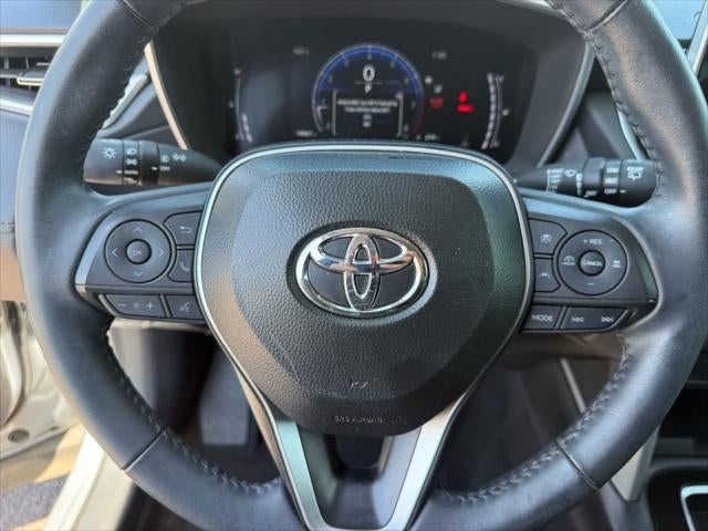 2025 Toyota Corolla Cross XLE