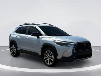 2025 Toyota Corolla Cross XLE