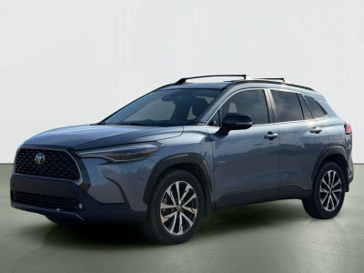 2025 Toyota Corolla Cross XLE