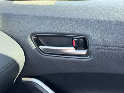 2025 Toyota Corolla Cross XLE