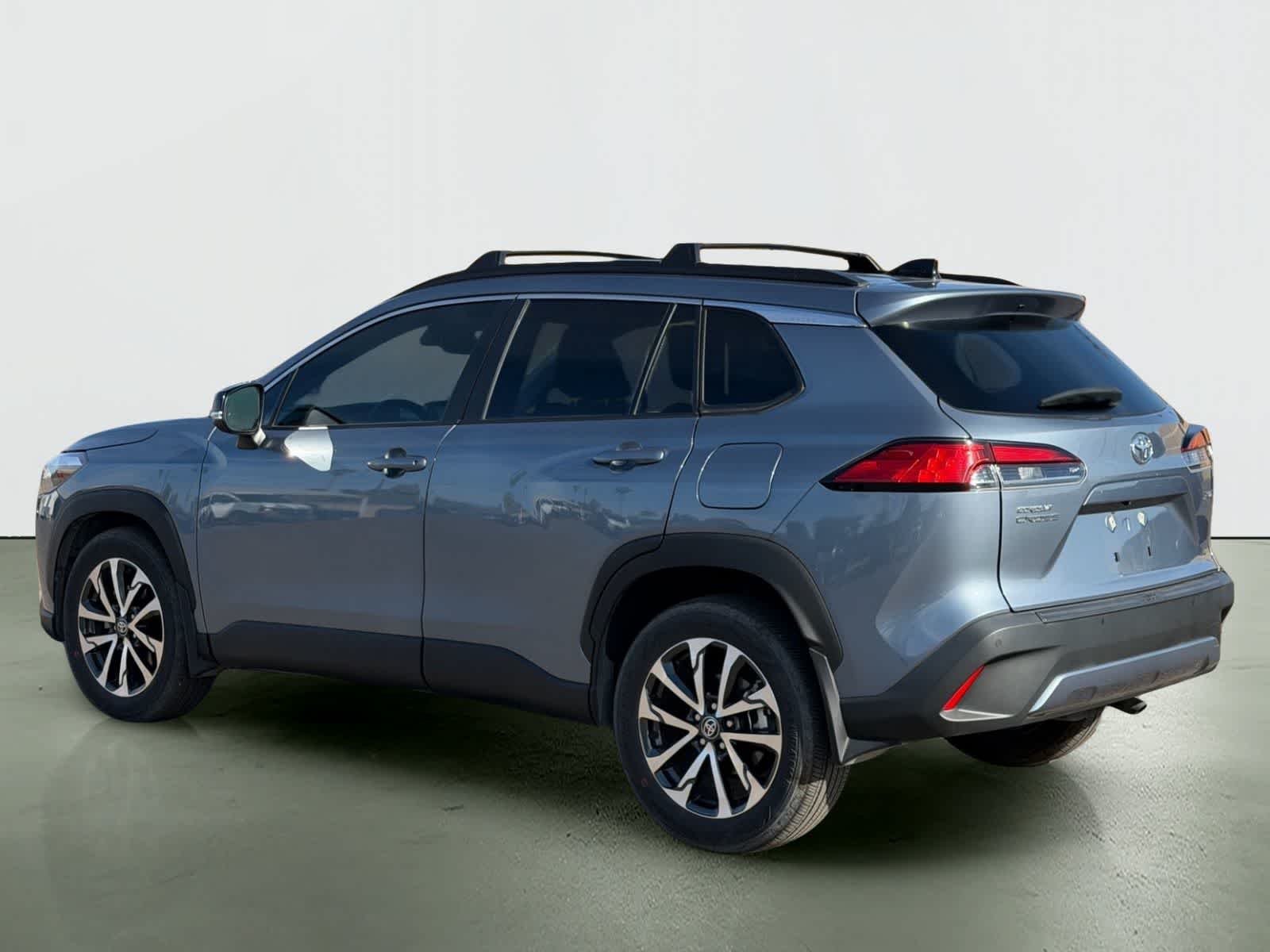 2025 Toyota Corolla Cross XLE