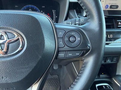 2025 Toyota Corolla Cross XLE