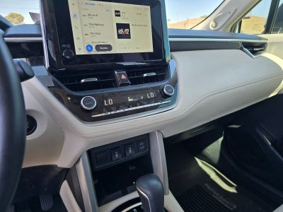 2024 Toyota Corolla Cross XLE