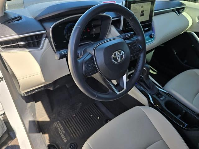 2024 Toyota Corolla Cross XLE