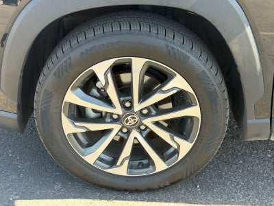 2024 Toyota Corolla Cross XLE