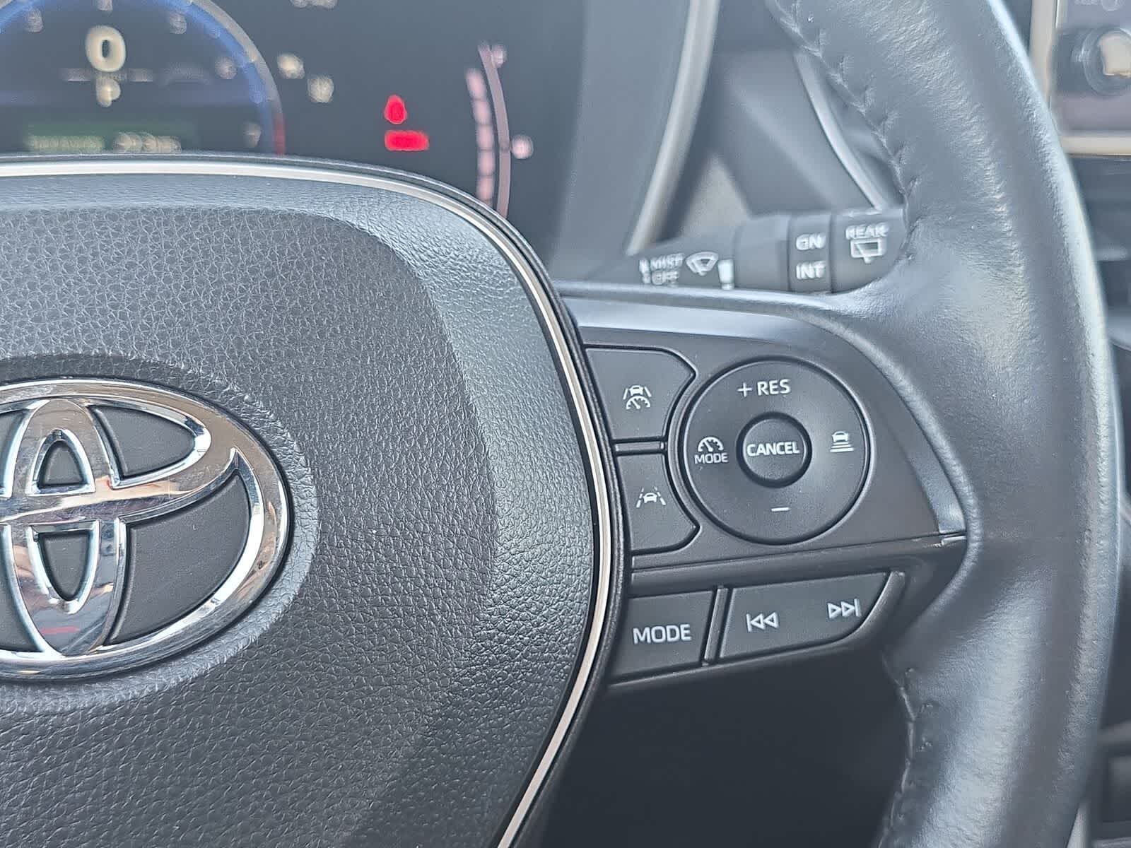 2024 Toyota Corolla Cross XLE