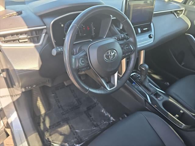 2024 Toyota Corolla Cross XLE
