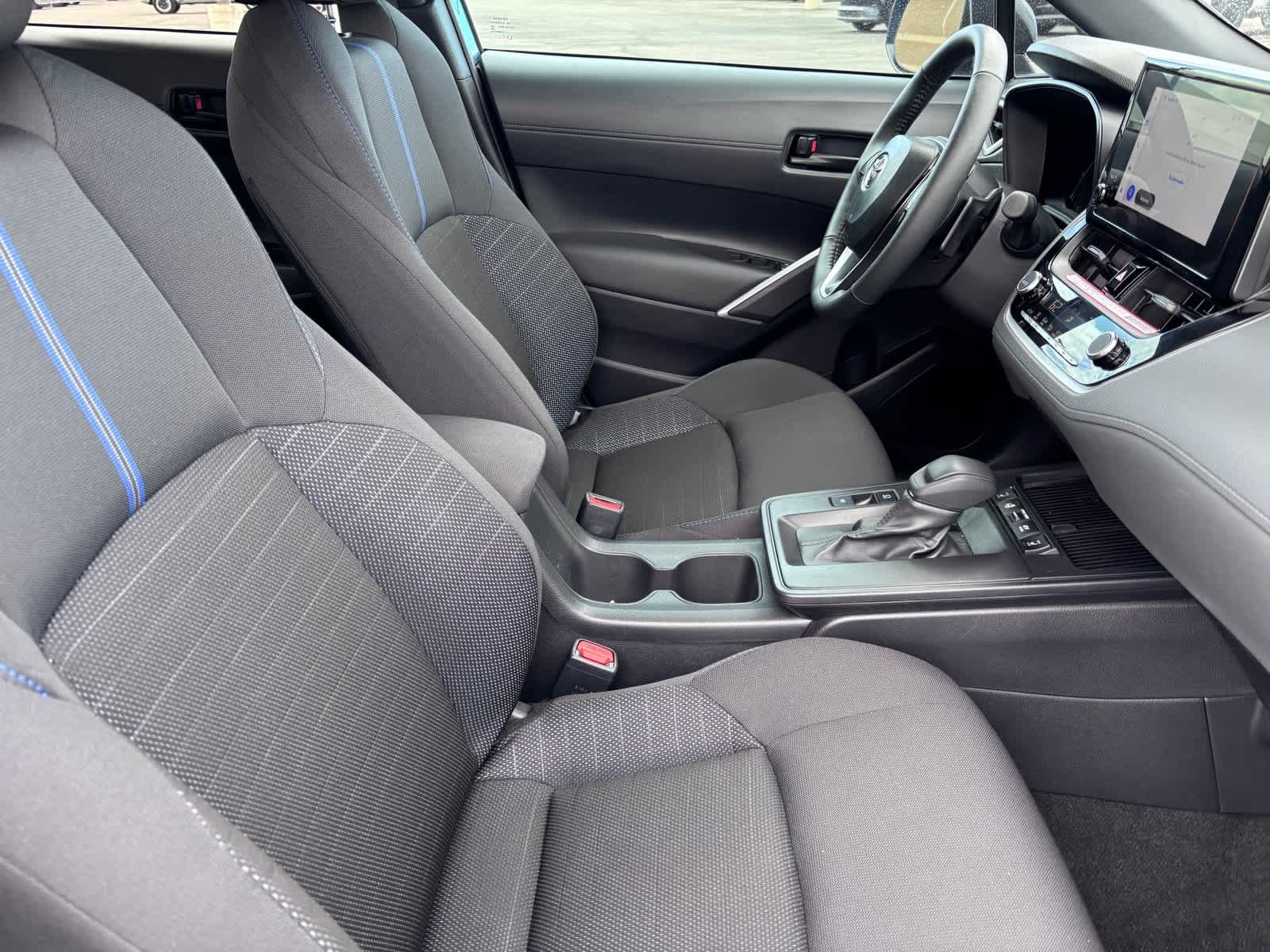 2026 Toyota Corolla Cross Hybrid SE