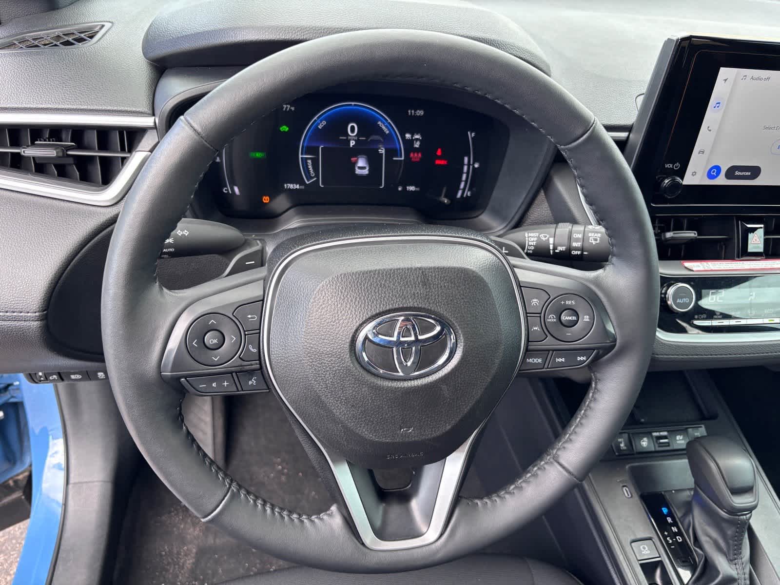 2026 Toyota Corolla Cross Hybrid SE