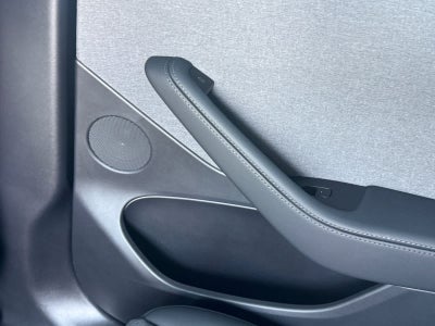 2026 Tesla Model Y RWD