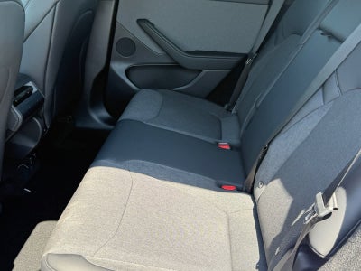 2026 Tesla Model Y RWD
