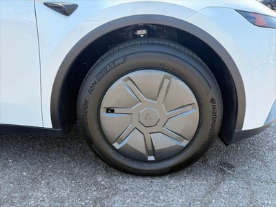 2026 Tesla Model Y RWD