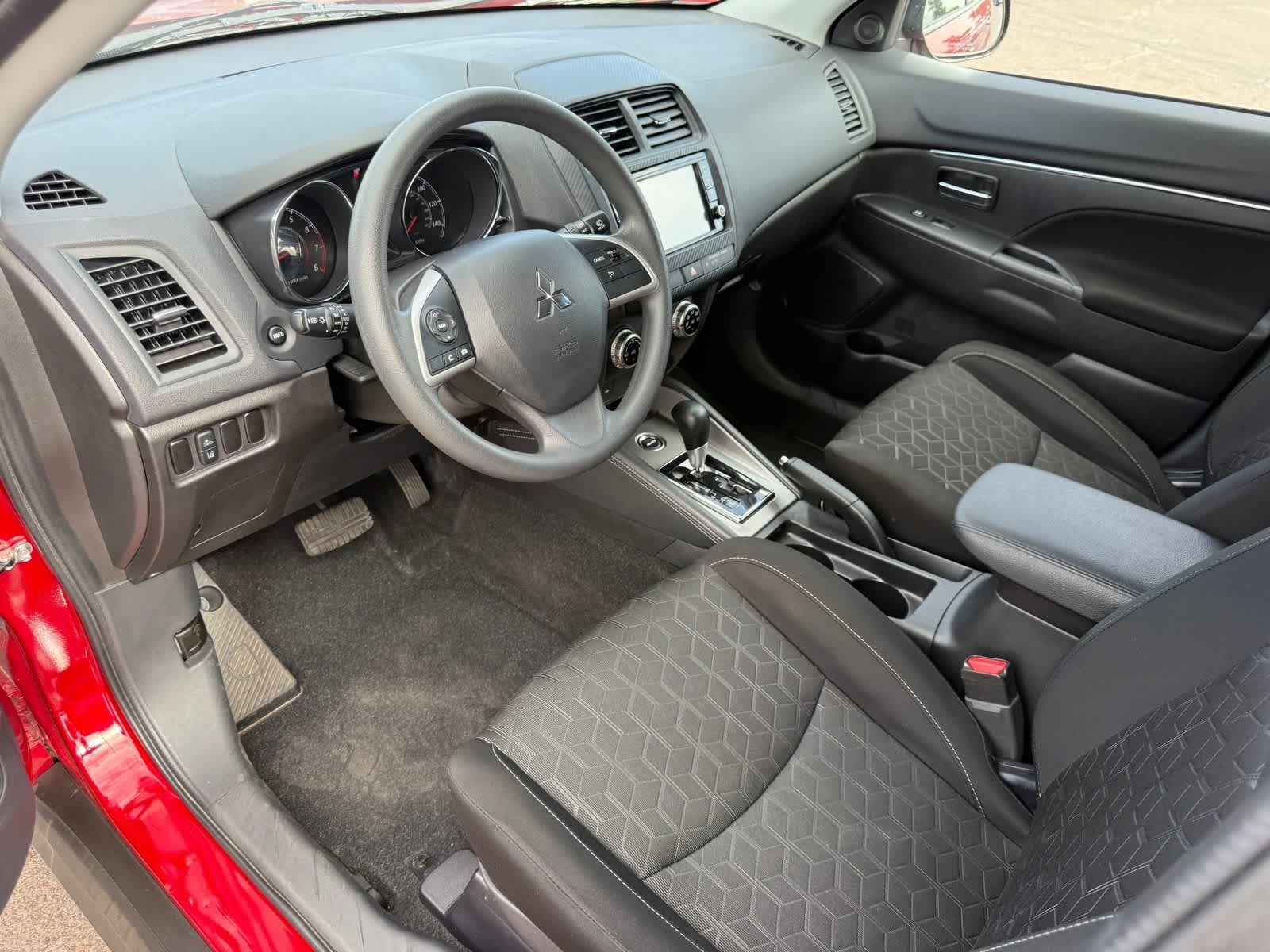 2025 Mitsubishi Outlander Sport ES