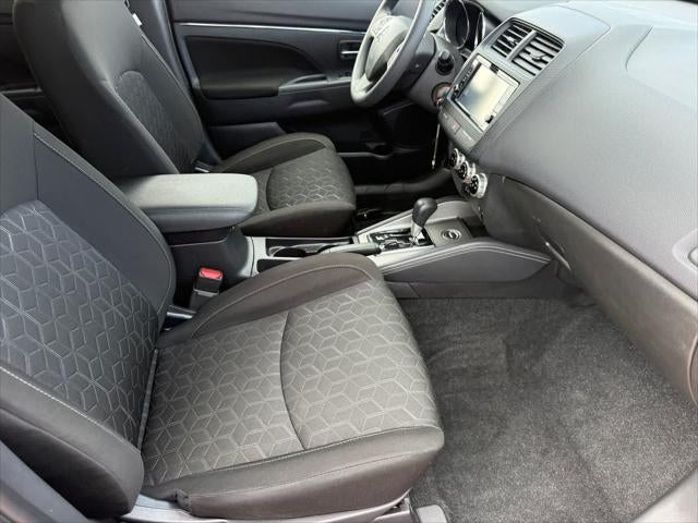2025 Mitsubishi Outlander Sport ES