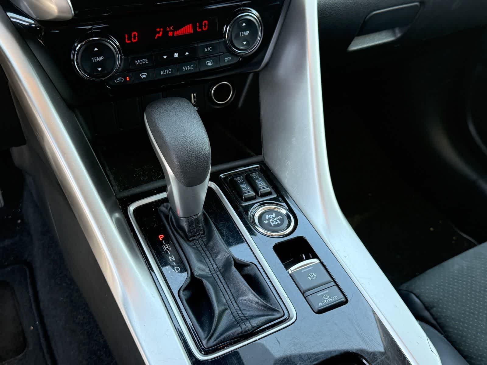 2025 Mitsubishi Eclipse Cross SE