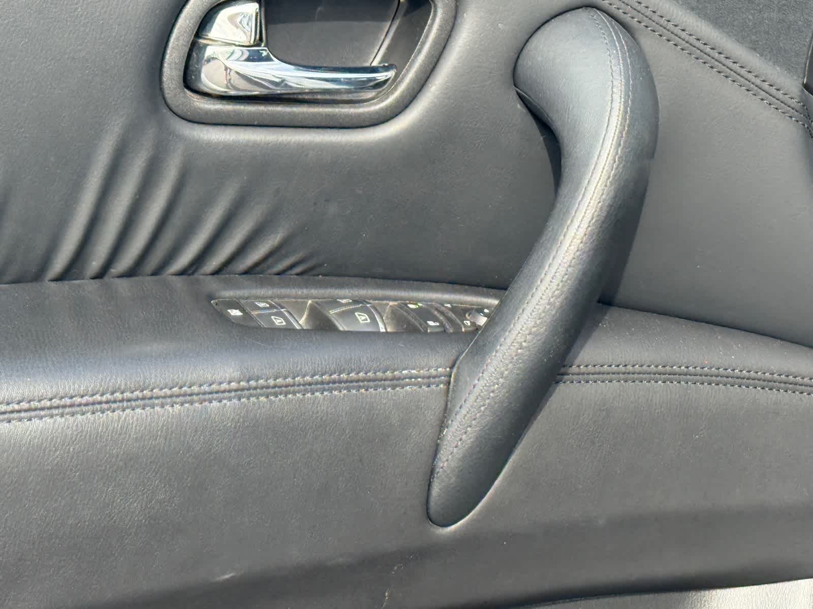 2024 Nissan Armada SV