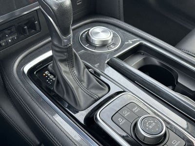 2024 Nissan Armada SV