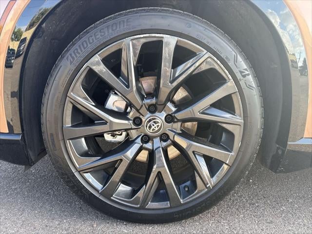 2025 Toyota Crown Signia Limited