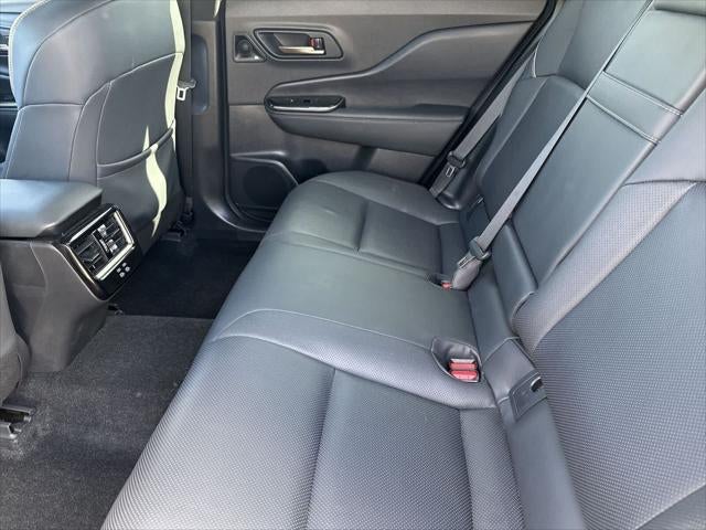 2025 Toyota Crown Signia Limited