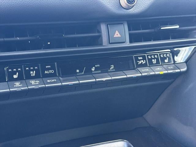 2025 Toyota Crown Signia Limited