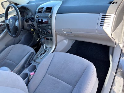 2011 Toyota Corolla LE