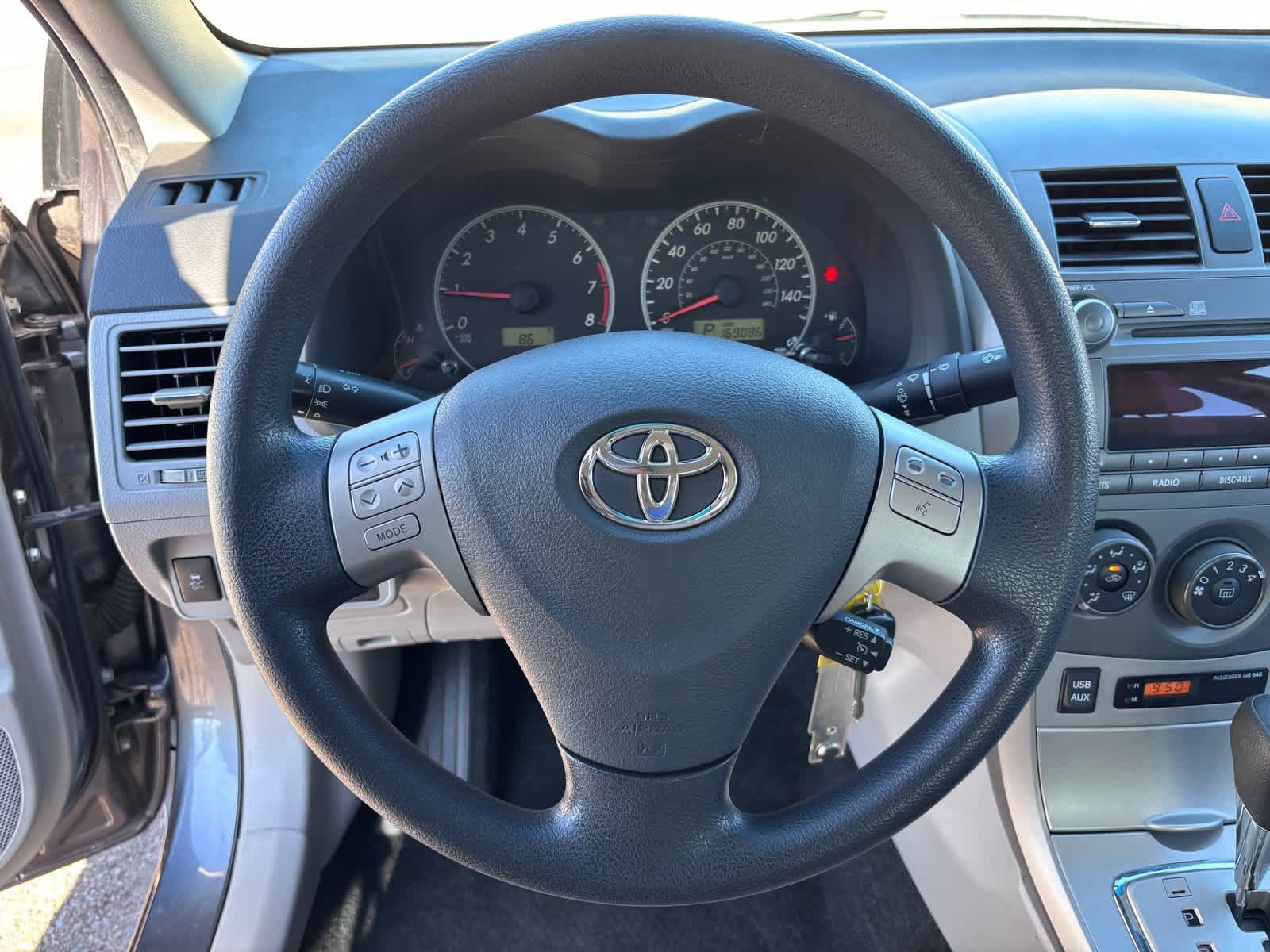 2011 Toyota Corolla LE