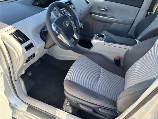 2017 Toyota Prius V Three