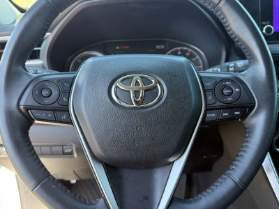 2023 Toyota Venza LE