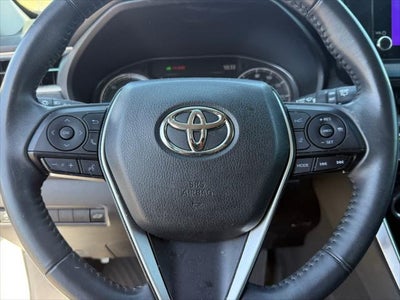 2023 Toyota Venza LE