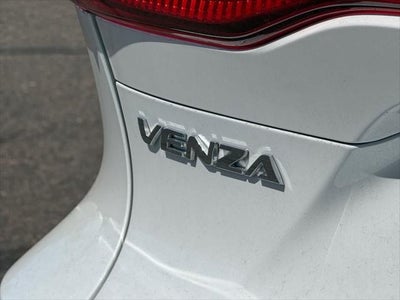 2023 Toyota Venza LE