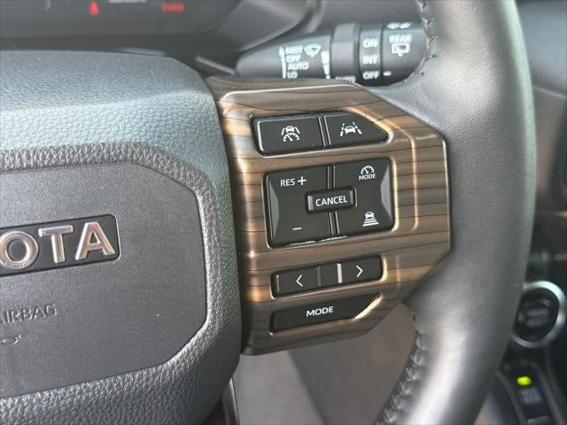 2025 Toyota Land Cruiser 4WD (Natl)