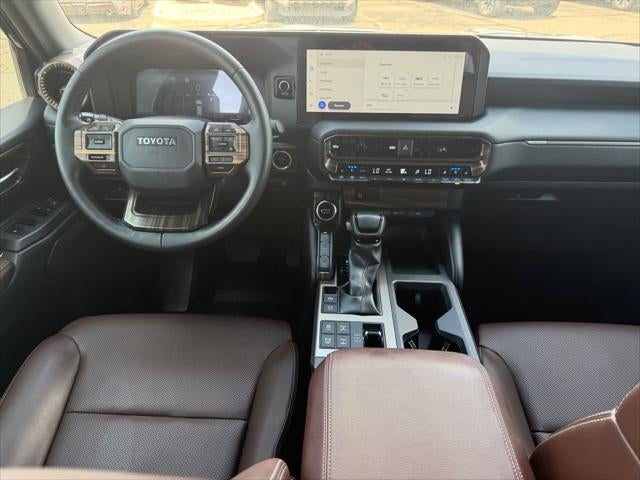 2025 Toyota Land Cruiser 4WD (Natl)