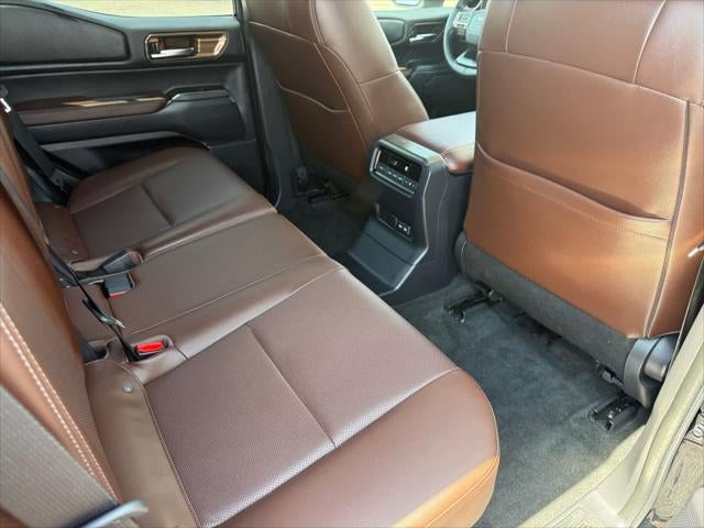 2025 Toyota Land Cruiser 4WD (Natl)