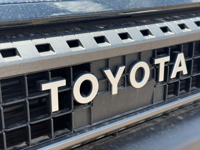 2025 Toyota Land Cruiser 4WD (Natl)