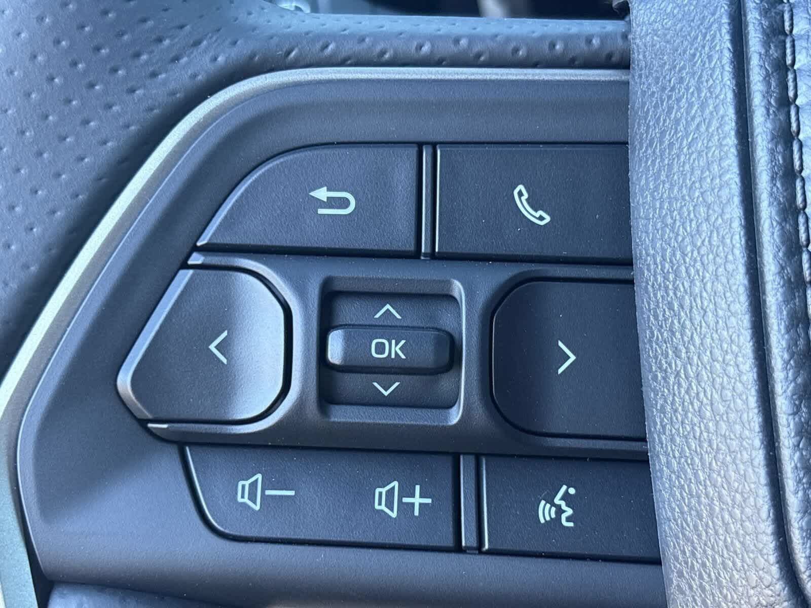 2025 Toyota 4Runner Hybrid TRD Off Road