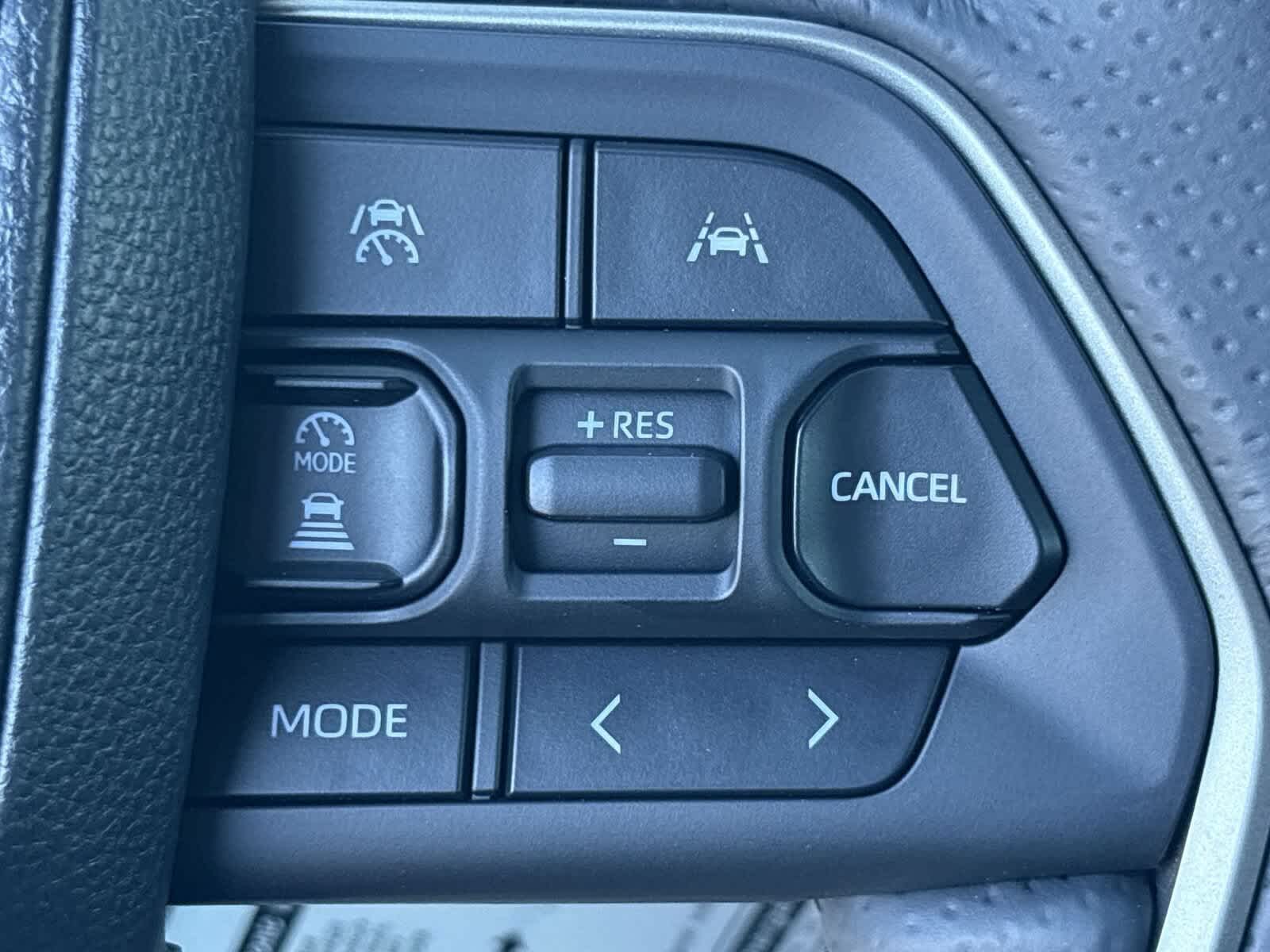 2025 Toyota 4Runner Hybrid TRD Off Road