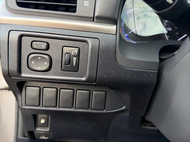 2013 Lexus CT 200h Hybrid