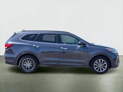 2017 Hyundai Santa Fe SE