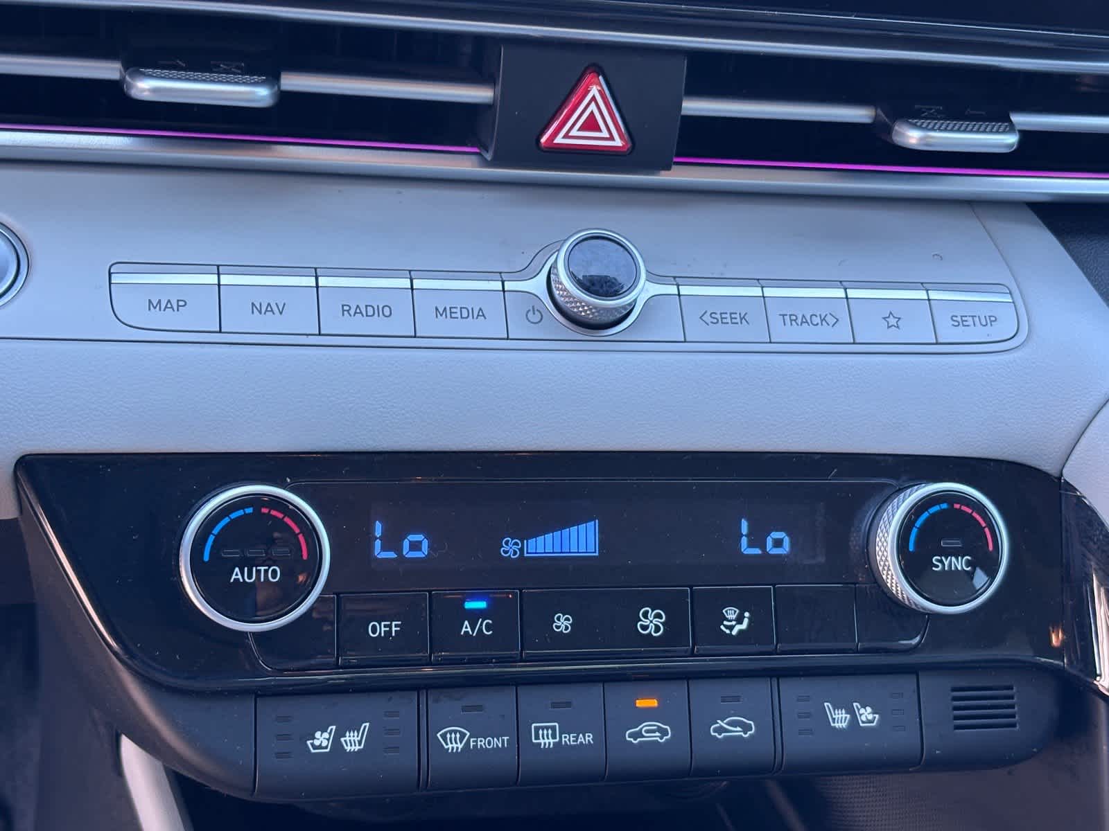 2022 Hyundai Elantra Hybrid Limited