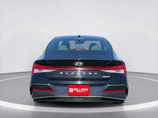 2024 Hyundai Elantra Limited