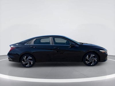 2024 Hyundai Elantra Limited
