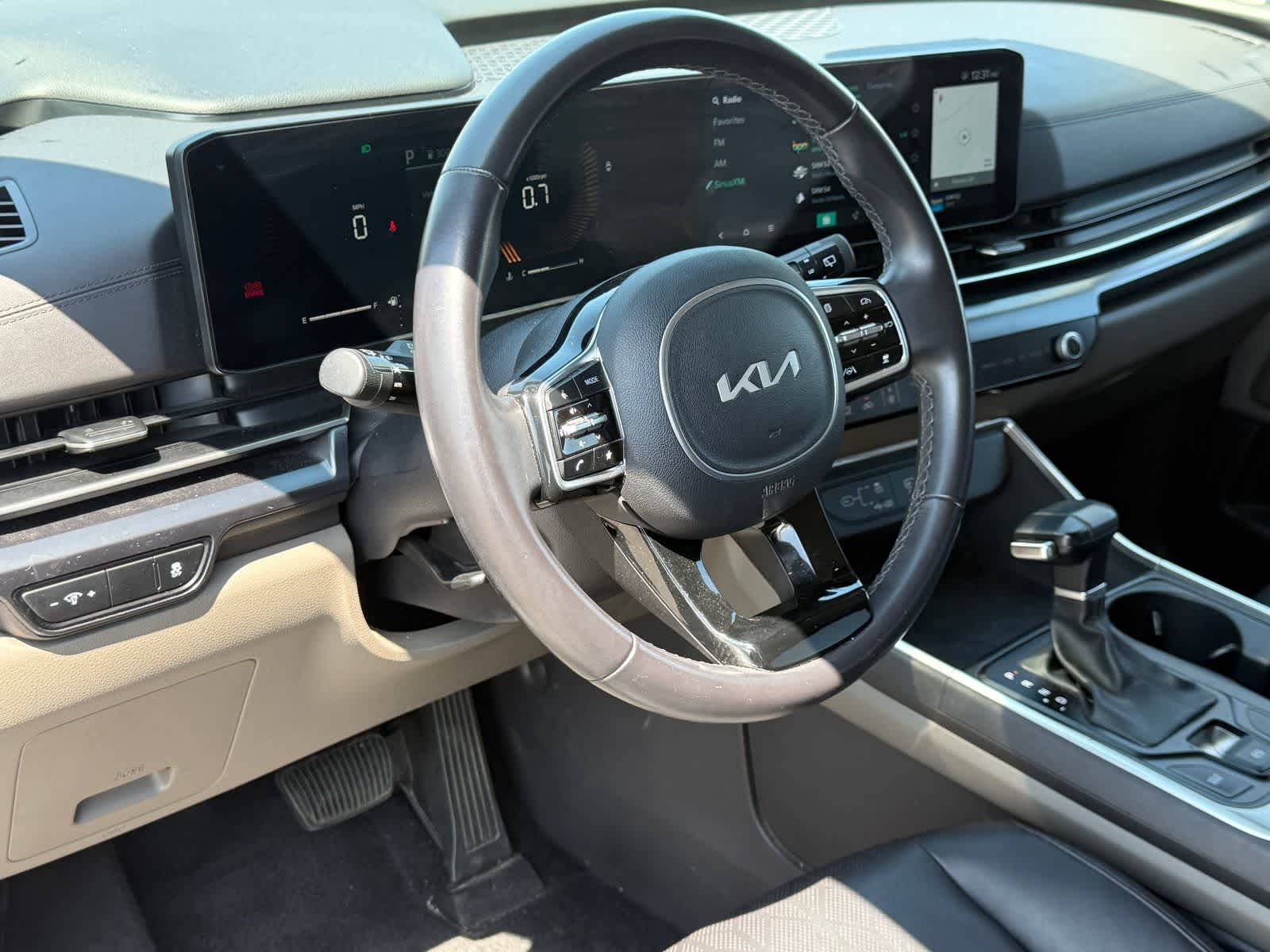 2025 Kia Carnival LXS