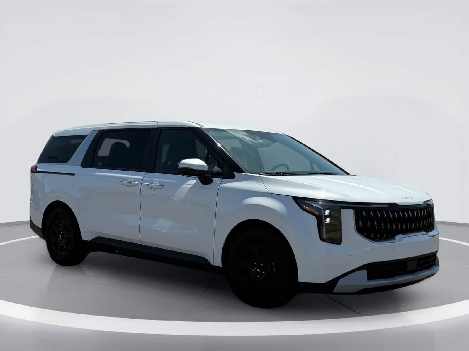 2025 Kia Carnival LXS