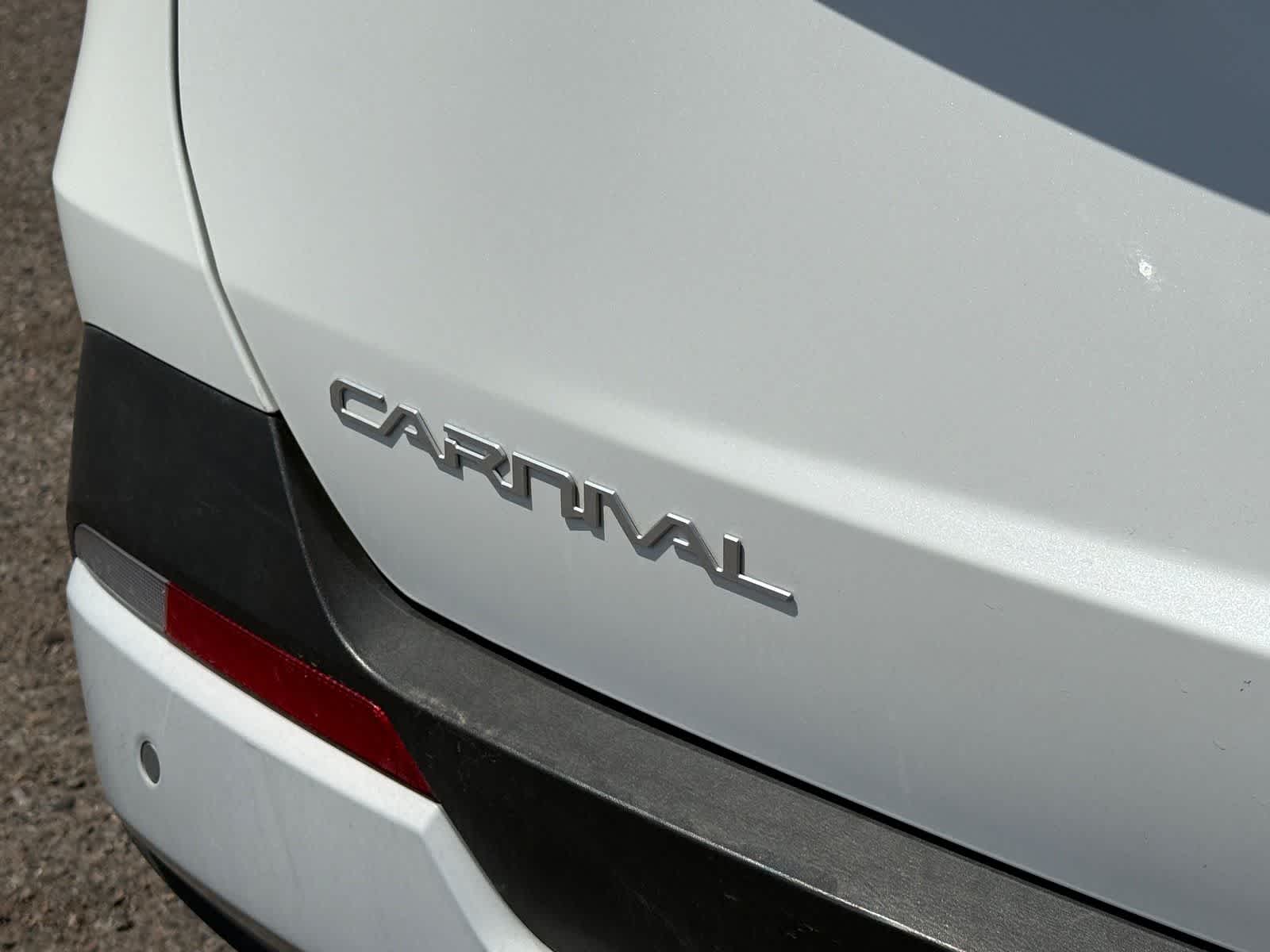 2025 Kia Carnival LXS