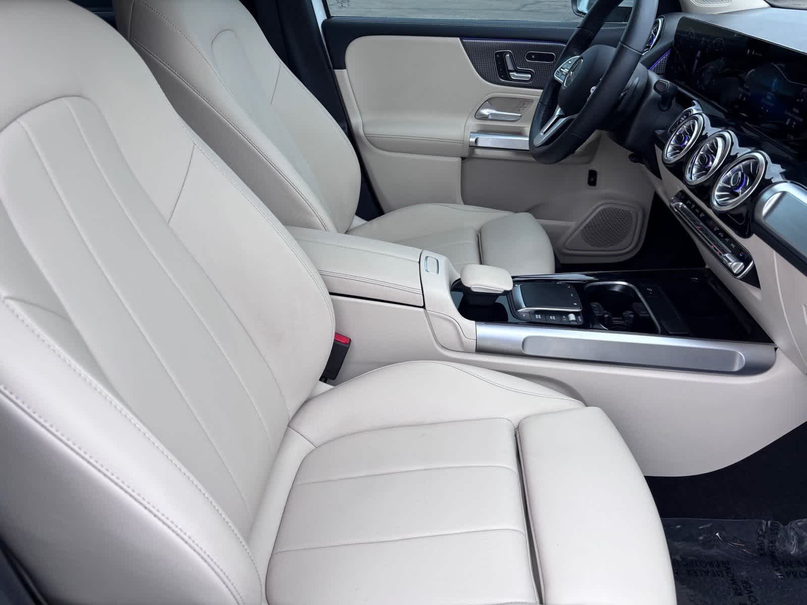 2023 Mercedes-Benz GLB 250 GLB 250