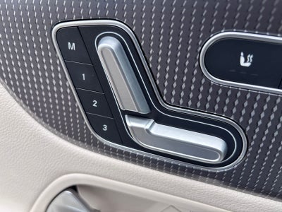 2023 Mercedes-Benz GLB 250 GLB 250