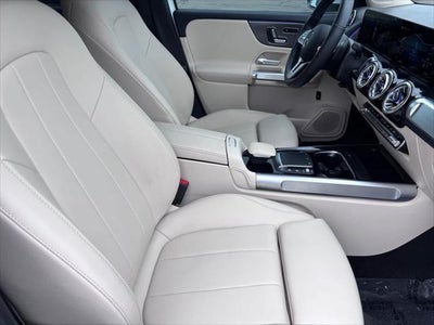 2023 Mercedes-Benz GLB 250 GLB 250